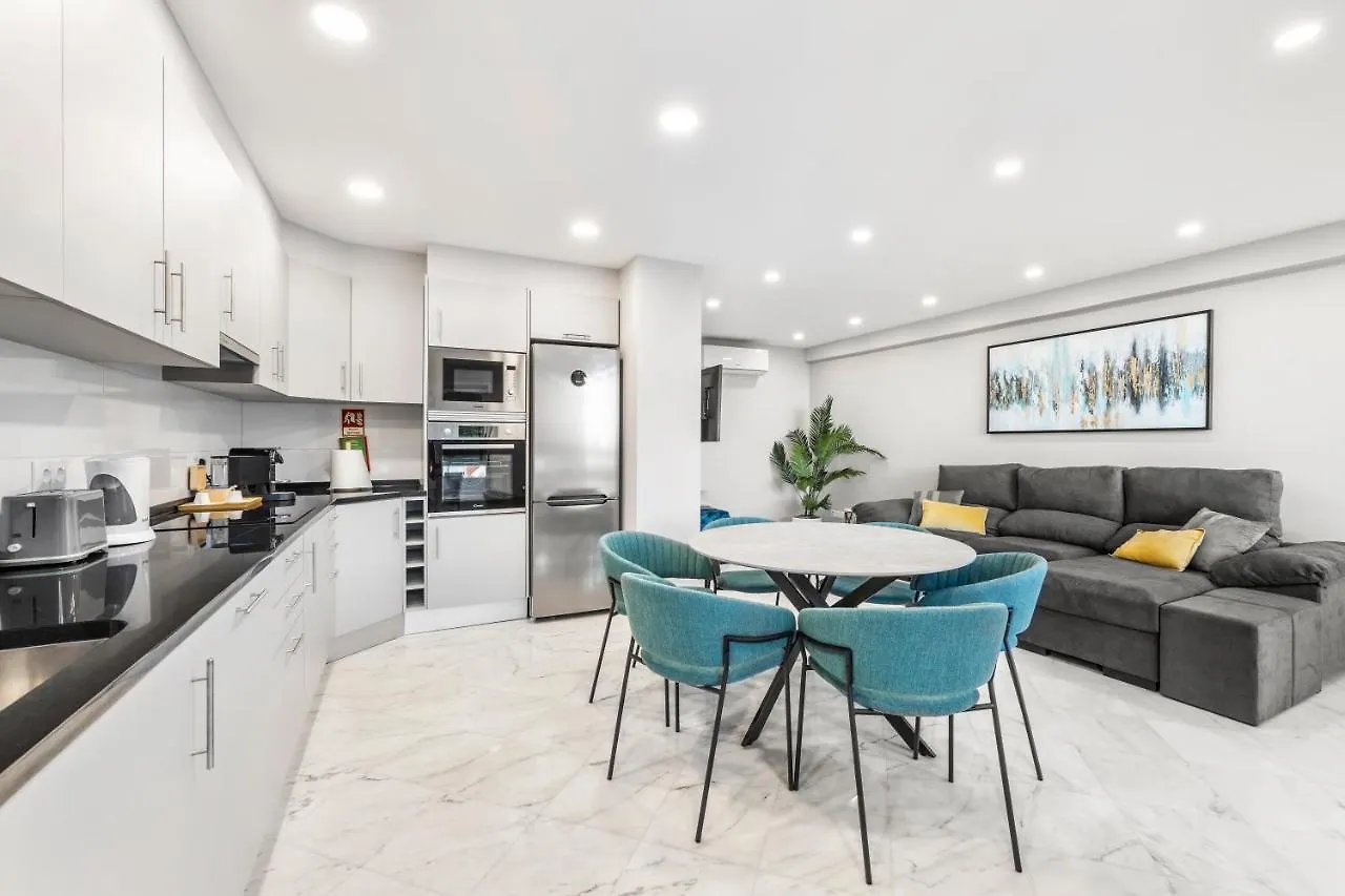 Faro Main Avenue Apartment