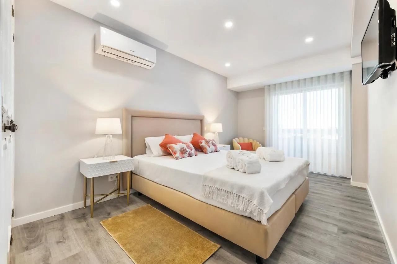 Faro Main Avenue Apartment